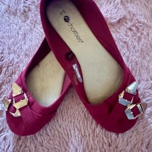 chatties Burgundy Ballet Flats with Gold-Tone Buckle Detail